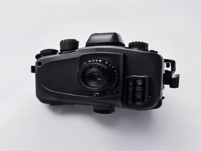 GoPro HERO13 Black — 5.3K, 4K/120fps, HDR, HyperSmooth 6.0, 10m Waterproof