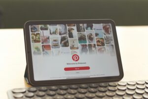 How to Make Money on Pinterest in 2026: 6 Proven Ways to Earn Passive Income